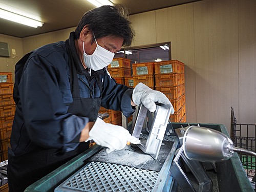 04 内バリの除去も可能